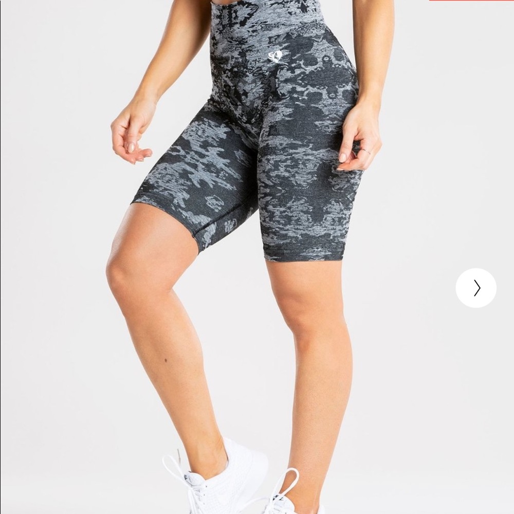 Women’s Best Camo Seamless Cycling Shorts